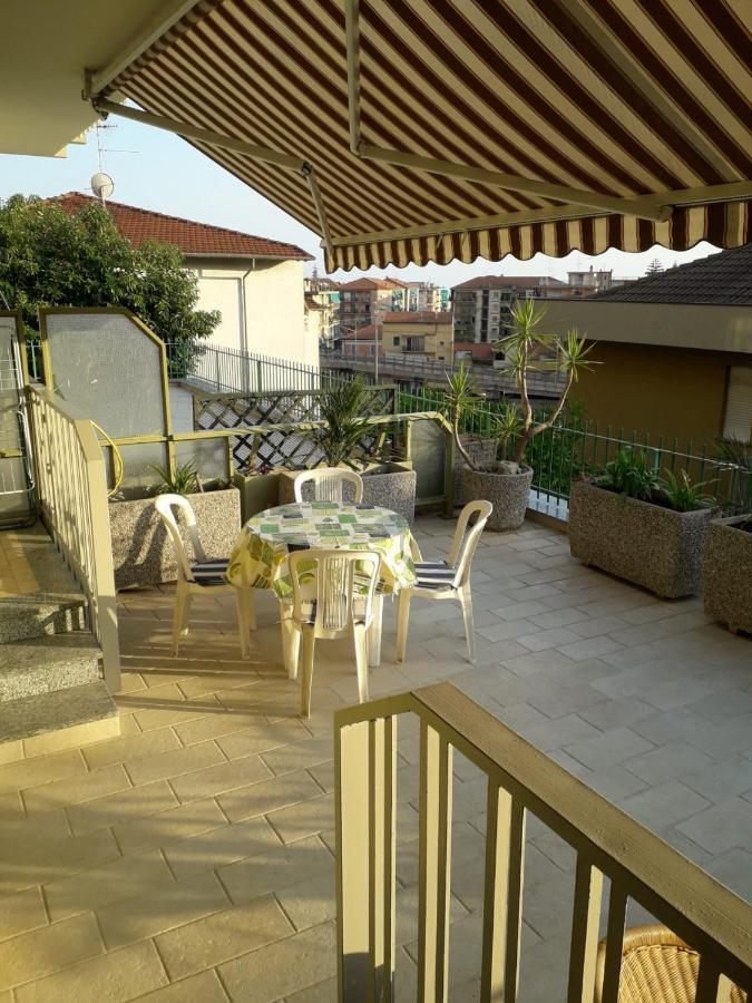 Apartament La Casa Di Corto Ventimiglia Zewnętrze zdjęcie